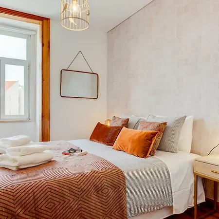 Апартаменты Baixa Beautiful And Luminous 3 Bdr Flat
