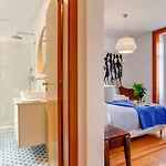 Baixa Beautiful And Luminous 3 Bdr Flat *