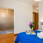 Baixa Beautiful And Luminous 3 Bdr Flat 리스본