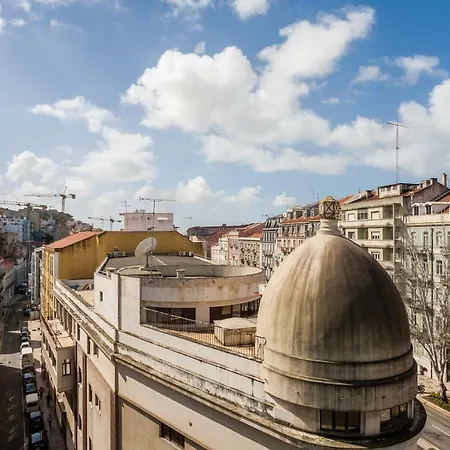 Baixa Beautiful And Luminous 3 Bdr Flat