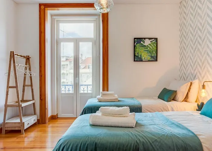 Baixa Beautiful And Luminous 3 Bdr Flat Appartement