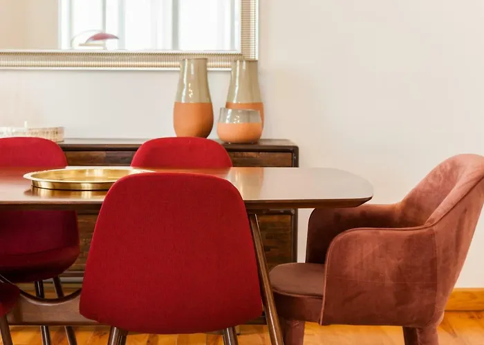 Baixa Beautiful And Luminous 3 Bdr Flat Appartement *